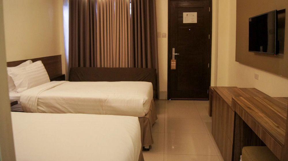 Selah Garden Manila 3*
